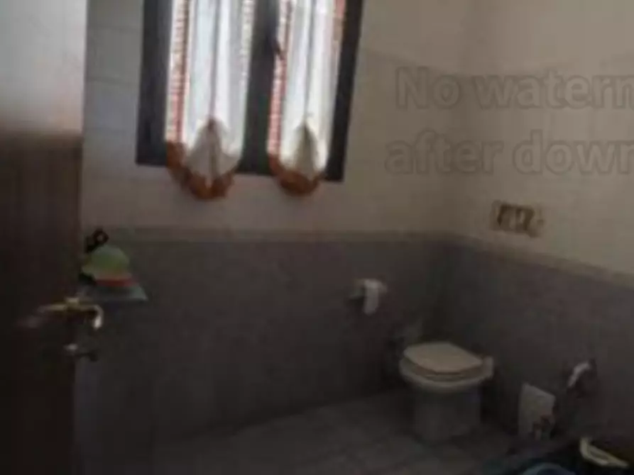 Immagine 3 di Negozio in vendita  in Via Milano, 22 a Brescia