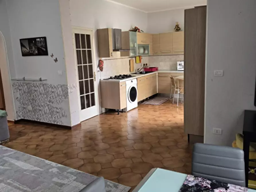 Immagine 5 di Appartamento in vendita  in Via Digione, 13 a Parma