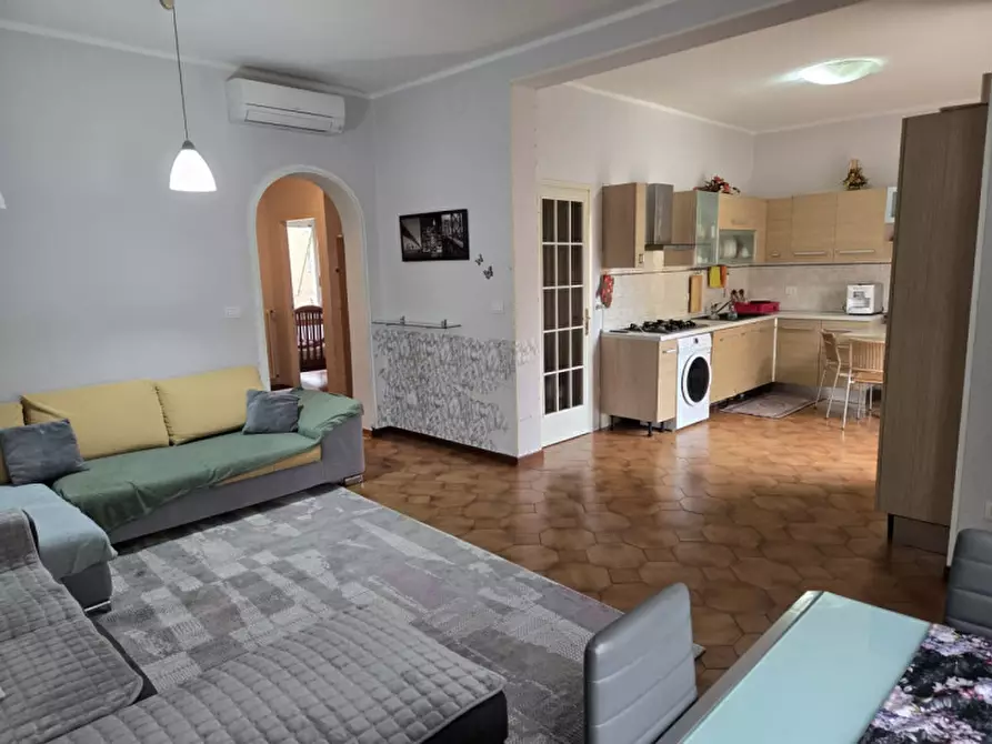 Immagine 6 di Appartamento in vendita  in Via Digione, 13 a Parma