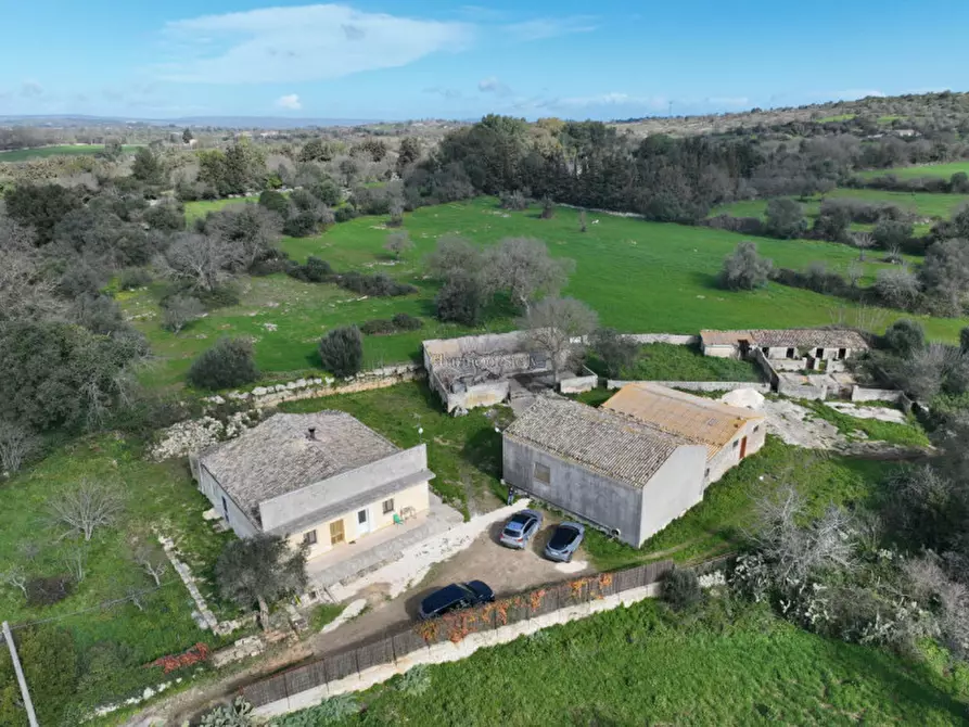 Immagine 6 di Casa indipendente in vendita  a Noto