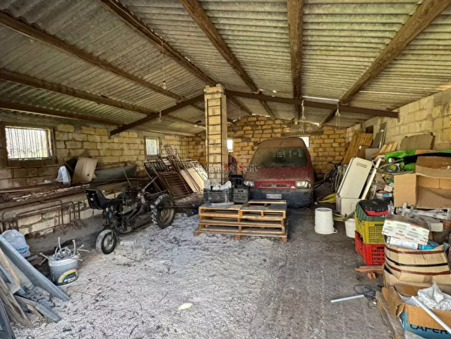 Immagine 33 di Casa indipendente in vendita  a Noto