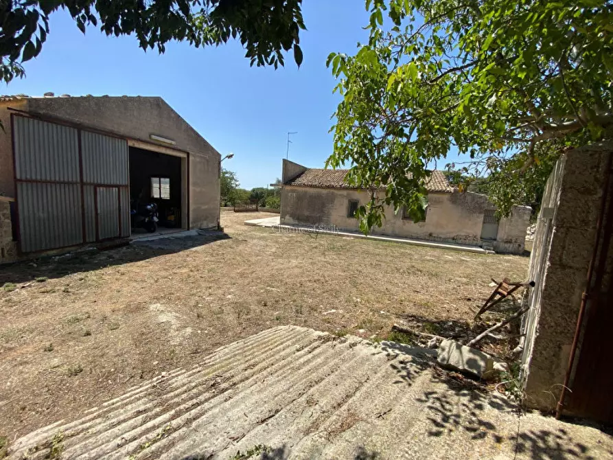 Immagine 45 di Casa indipendente in vendita  a Noto