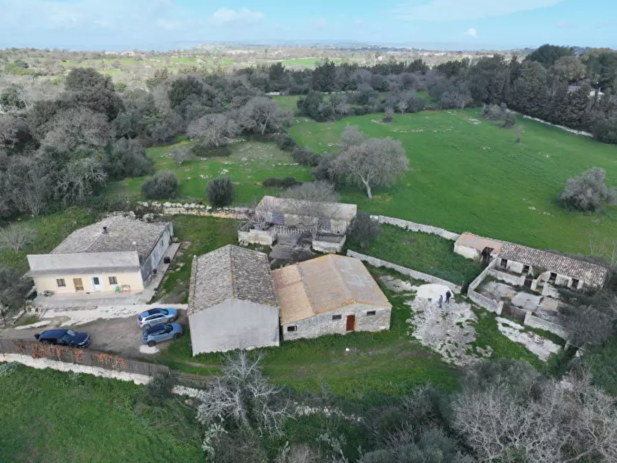 Immagine 61 di Casa indipendente in vendita  a Noto