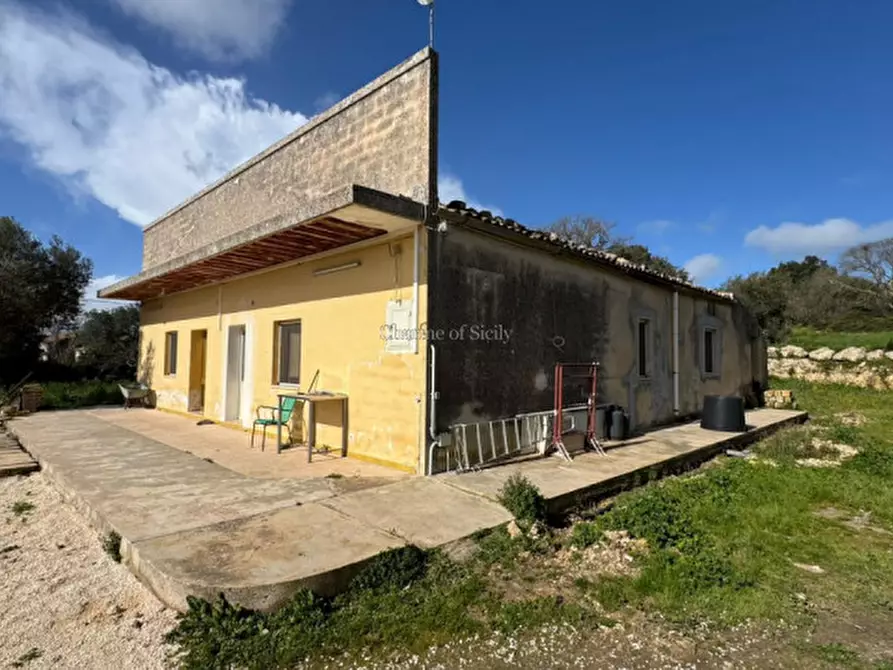 Immagine 70 di Casa indipendente in vendita  a Noto