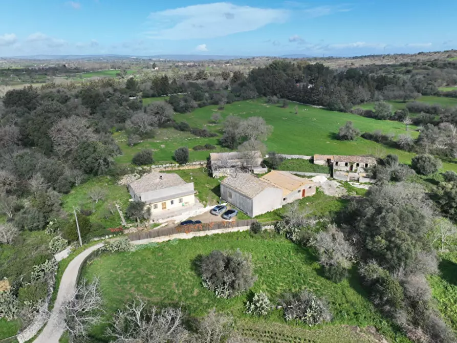 Immagine 78 di Casa indipendente in vendita  a Noto