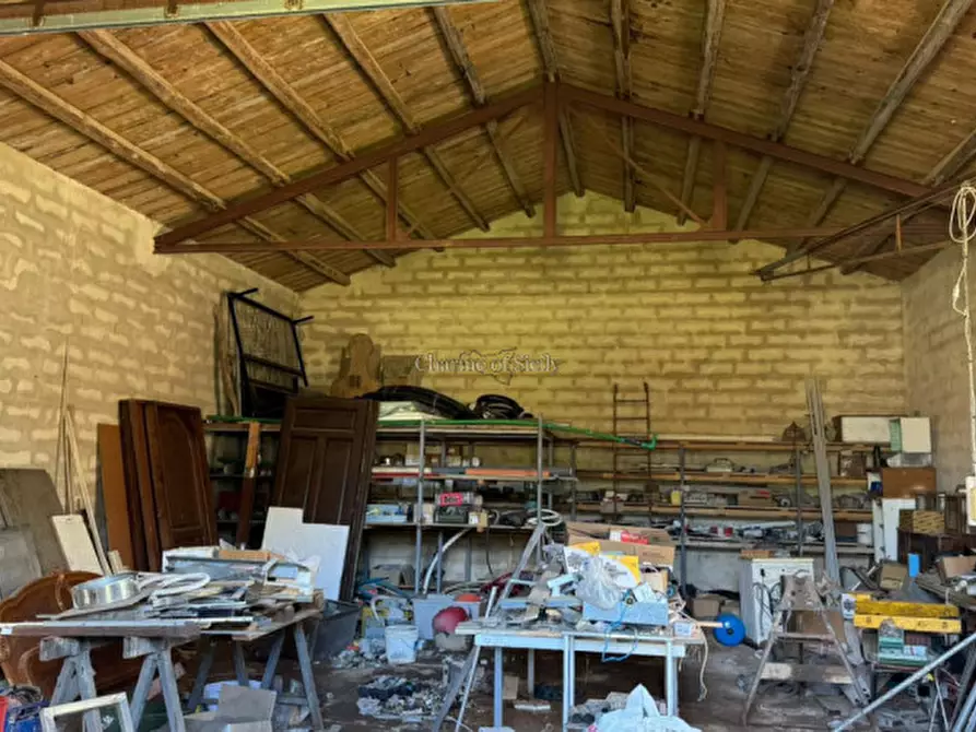 Immagine 79 di Casa indipendente in vendita  a Noto