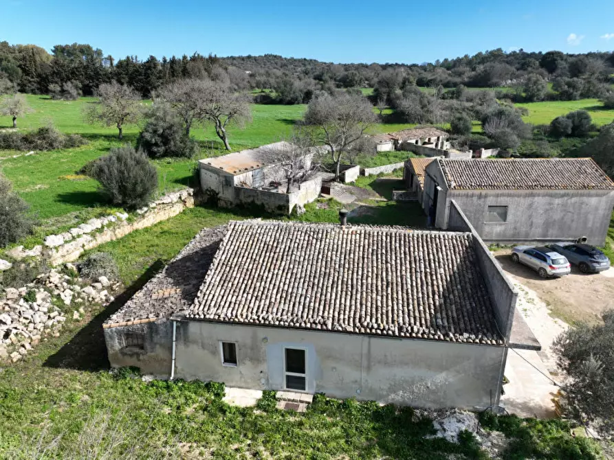 Immagine 81 di Casa indipendente in vendita  a Noto