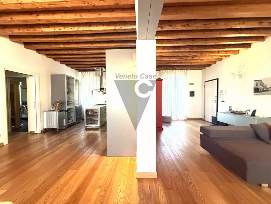 Immagine 2 di Appartamento in vendita  in Via Vincenzo Gioberti a Spinea