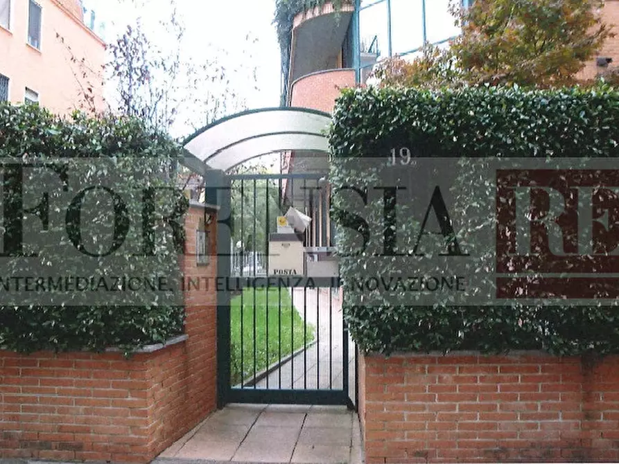 Immagine 4 di Appartamento in vendita  in Via Rutilia, 19 a Milano
