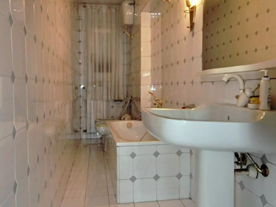 Immagine 43 di Casa indipendente in vendita  in Via Concino Concini a Terranuova Bracciolini