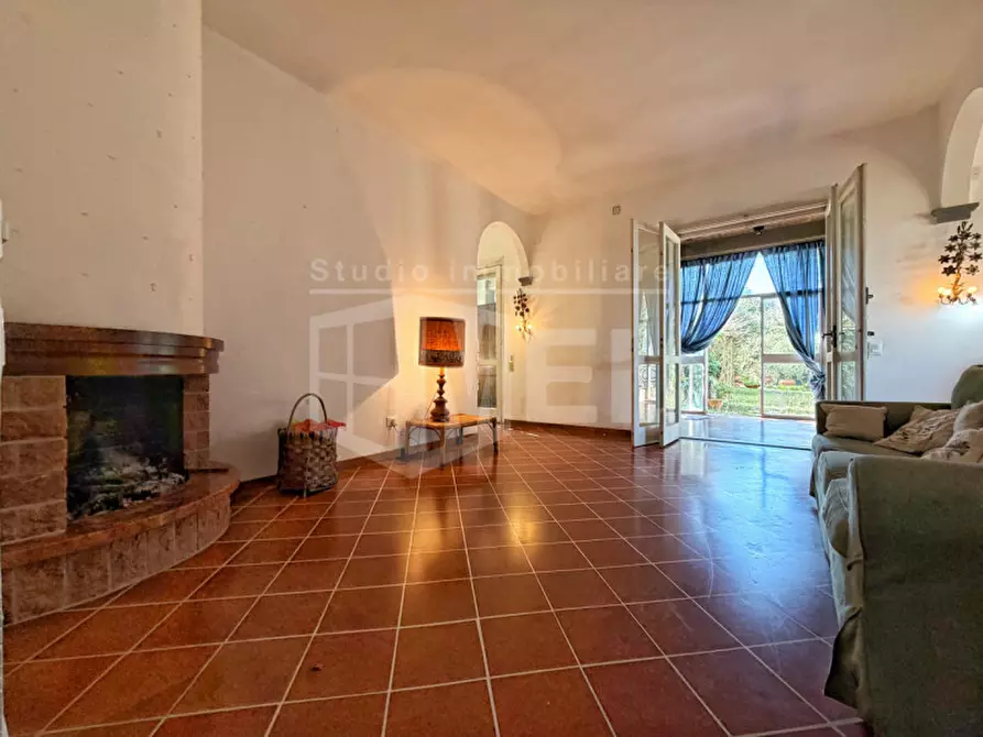 Immagine 10 di Appartamento in vendita  in Via del Poggio a Livorno