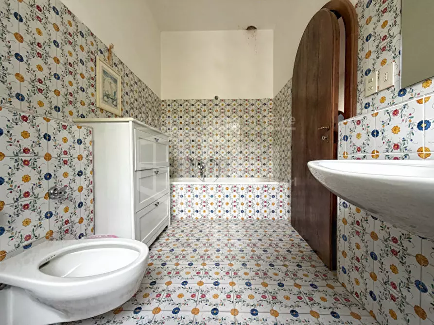 Immagine 33 di Appartamento in vendita  in Via del Poggio a Livorno
