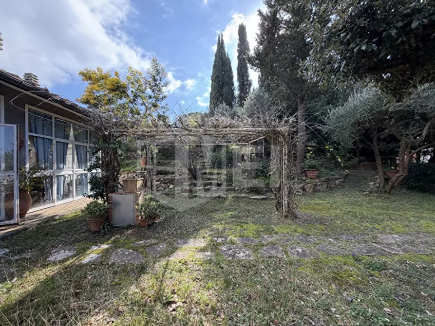 Immagine 37 di Appartamento in vendita  in Via del Poggio a Livorno
