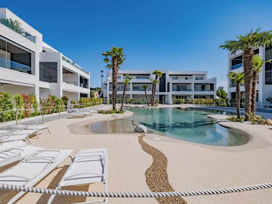 Immagine 1 di Appartamento in vendita  a Jesolo