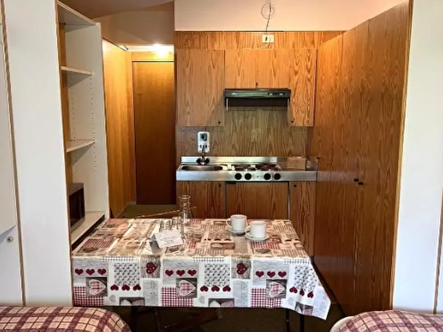 Immagine 2 di Appartamento in vendita  in Via per Marilleva a Mezzana