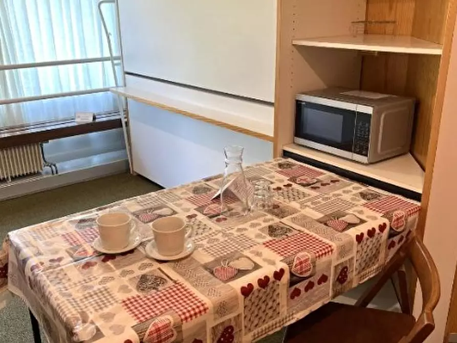 Immagine 3 di Appartamento in vendita  in Via per Marilleva a Mezzana