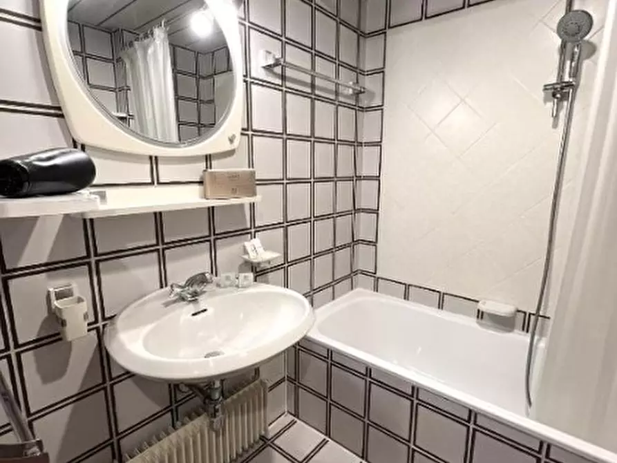 Immagine 7 di Appartamento in vendita  in Via per Marilleva a Mezzana