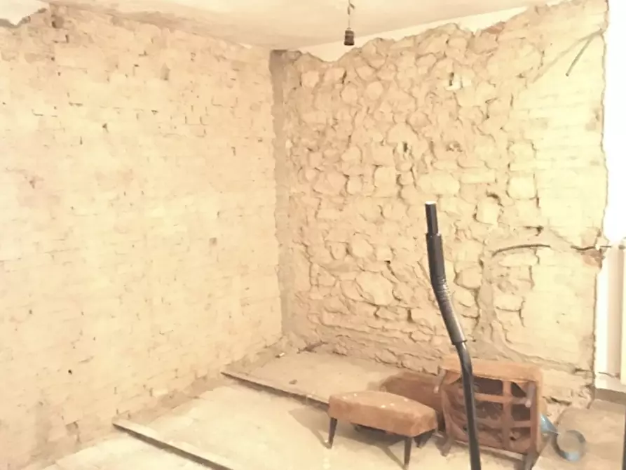 Immagine 3 di Casa indipendente in vendita  in Viale Vibrata, 12 a Civitella Del Tronto