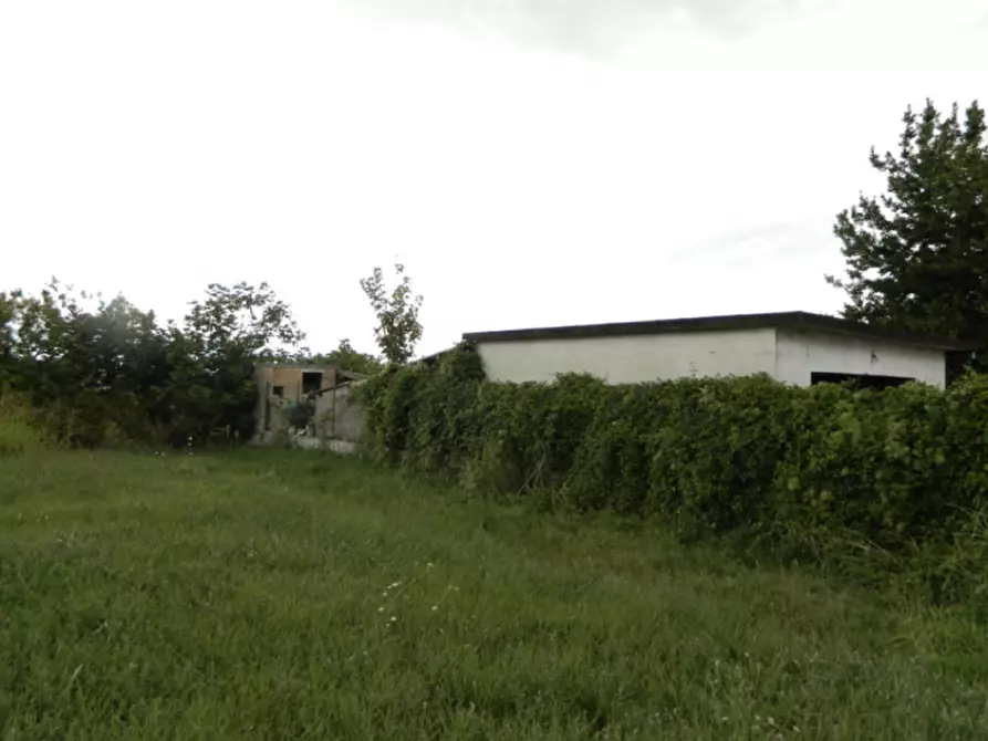 Immagine 6 di Casa indipendente in vendita  in Viale Vibrata, 12 a Civitella Del Tronto