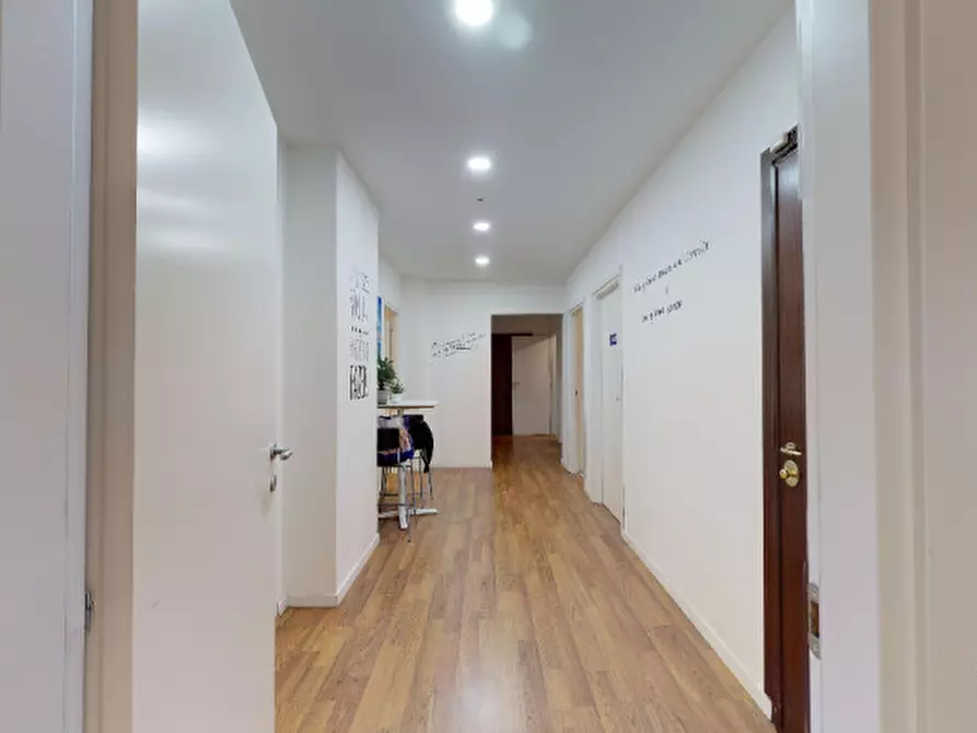 Immagine 15 di Camera in affitto  in Via Felice Casati, 39 a Milano