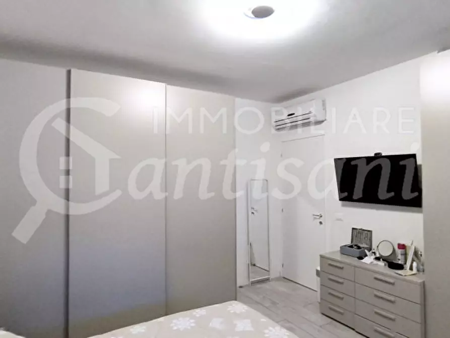 Immagine 7 di Appartamento in vendita  in via chiusi a Firenze