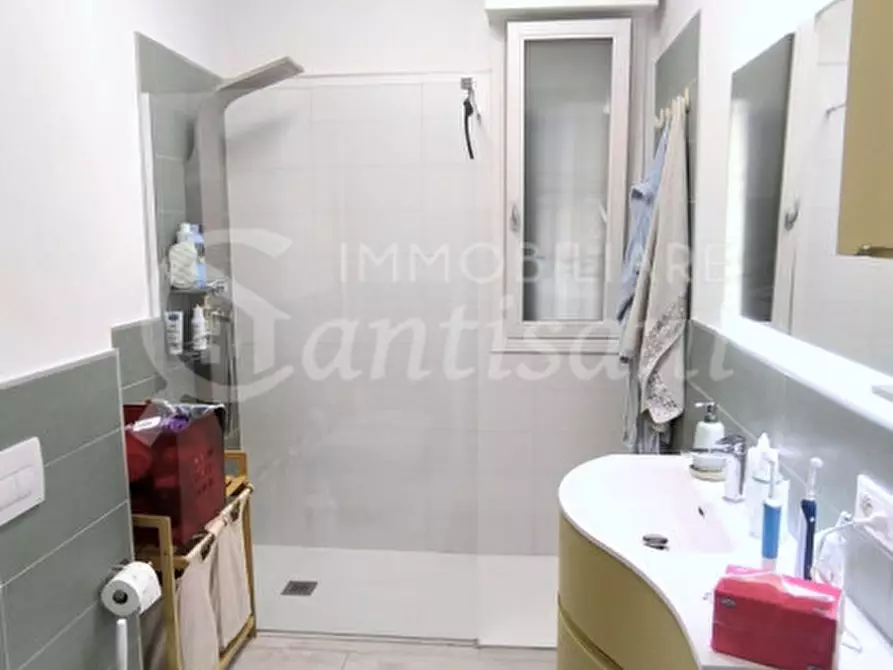 Immagine 10 di Appartamento in vendita  in via chiusi a Firenze