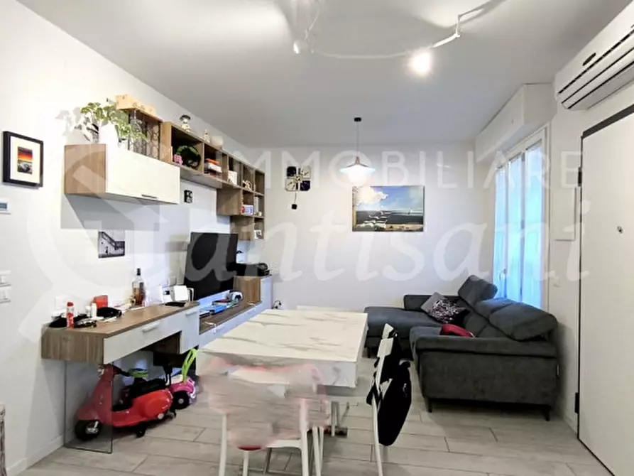 Immagine 16 di Appartamento in vendita  in via chiusi a Firenze