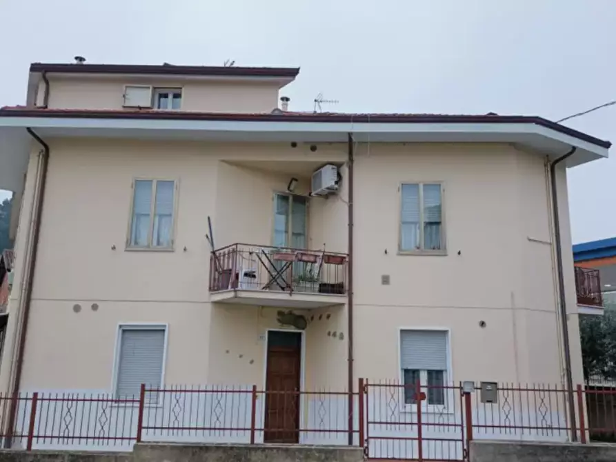 Immagine 3 di Appartamento in vendita  in Strada In Sala 20 a Pesaro