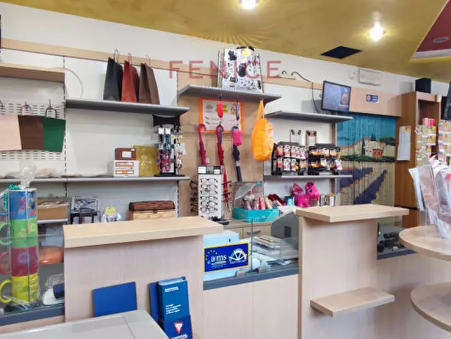 Immagine 5 di Attività commerciale in affitto  in VIA CONTI AGOSTI 75 a Mareno Di Piave