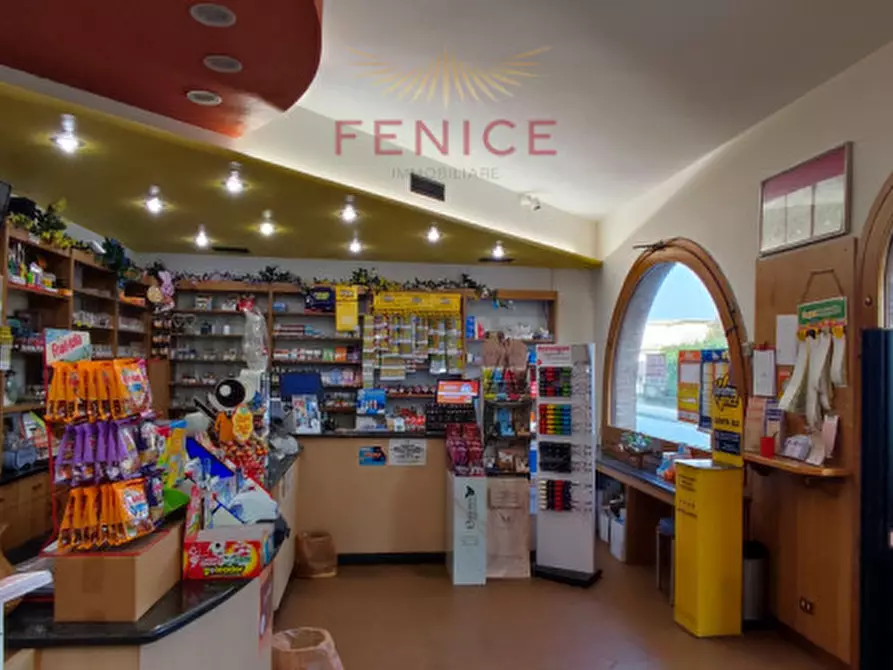 Immagine 8 di Attività commerciale in affitto  in VIA CONTI AGOSTI 75 a Mareno Di Piave