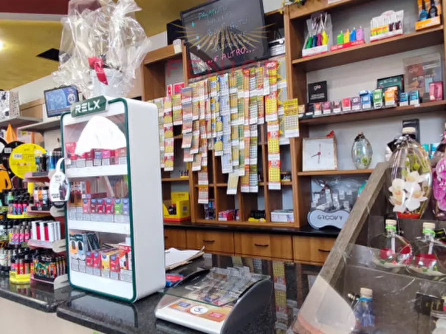 Immagine 13 di Attività commerciale in affitto  in VIA CONTI AGOSTI 75 a Mareno Di Piave