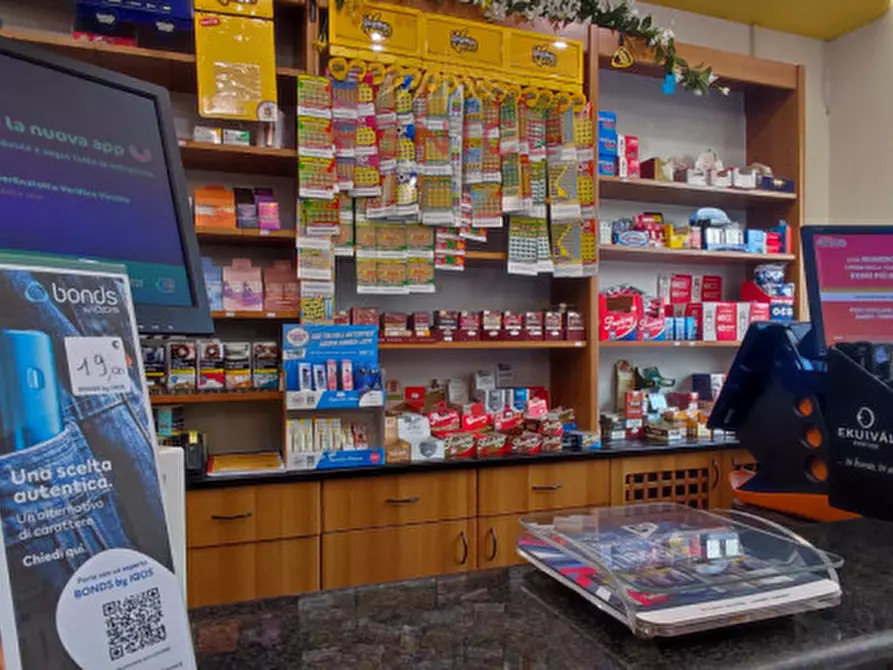 Immagine 14 di Attività commerciale in affitto  in VIA CONTI AGOSTI 75 a Mareno Di Piave