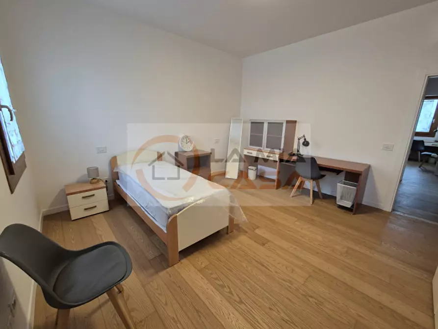 Immagine 4 di Camera in affitto  in Via Antonio Zacco a Padova