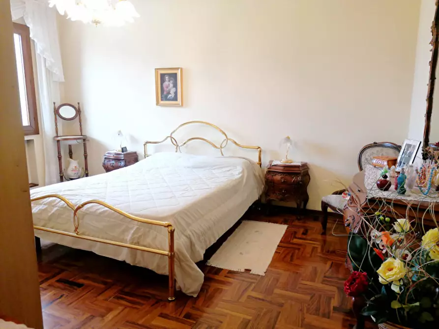 Immagine 10 di Appartamento in vendita  in via vecellio a Lendinara