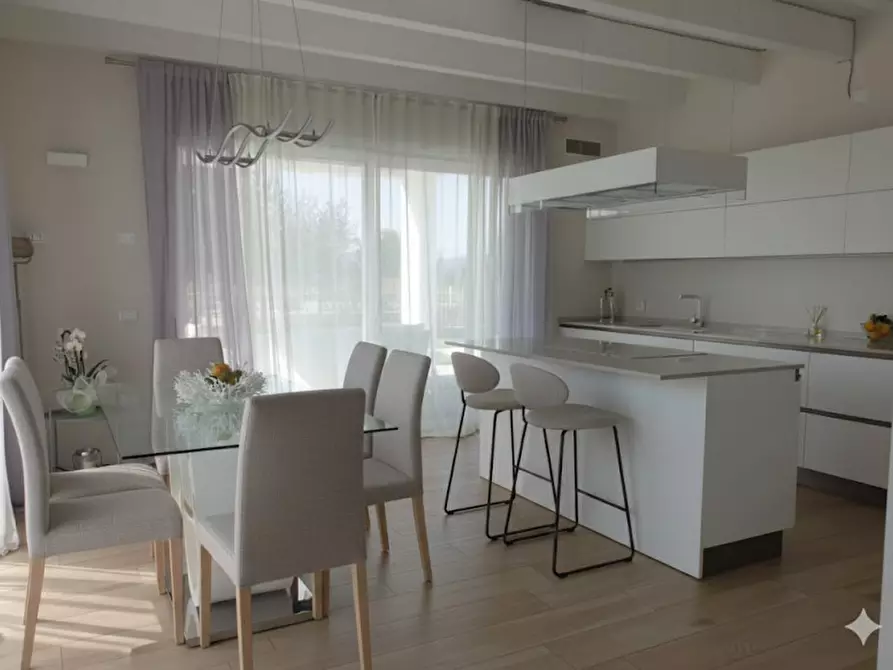 Immagine 5 di Villa in vendita  in strada bertesina,50 a Vicenza