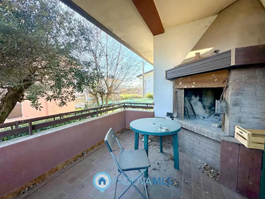 Immagine 7 di Villa in vendita  in Via Risorgimento a Bovolenta