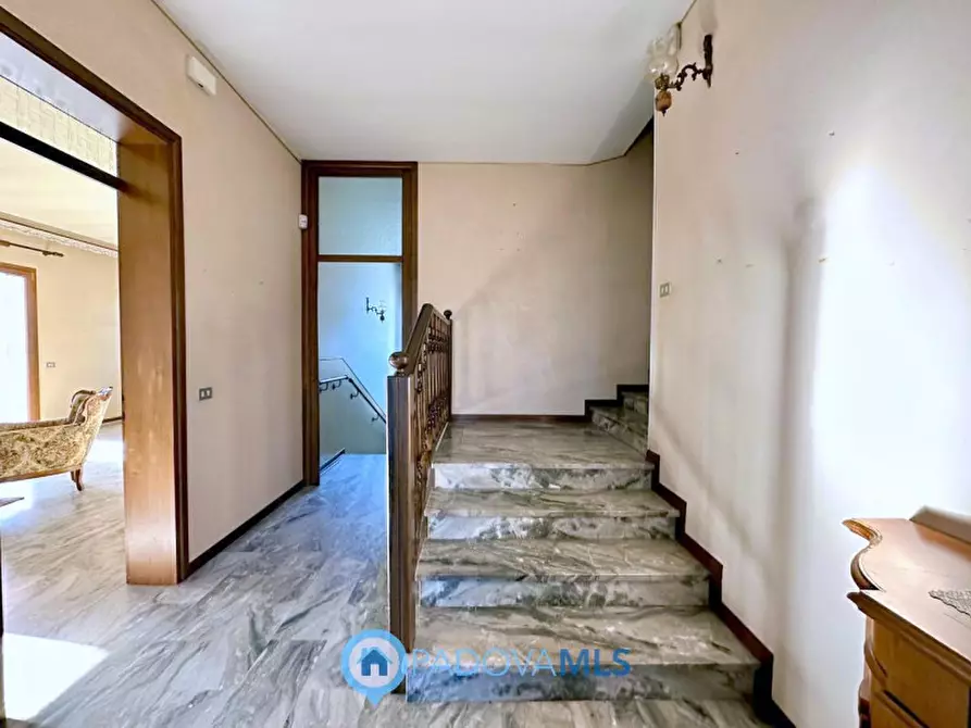 Immagine 8 di Villa in vendita  in Via Risorgimento a Bovolenta