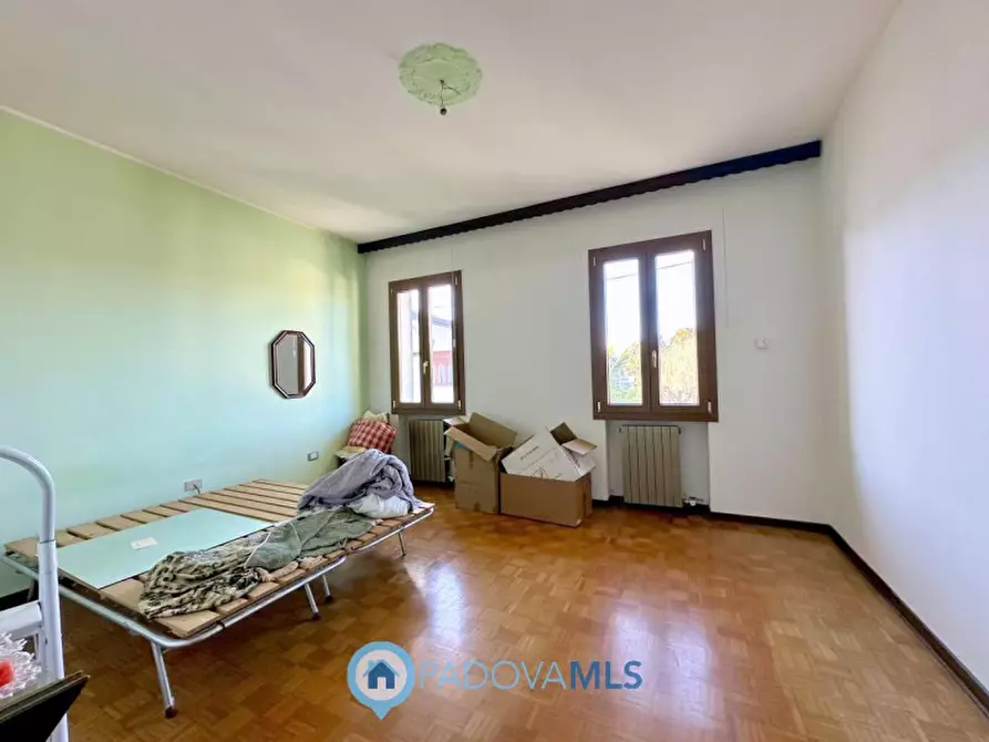 Immagine 11 di Villa in vendita  in Via Risorgimento a Bovolenta