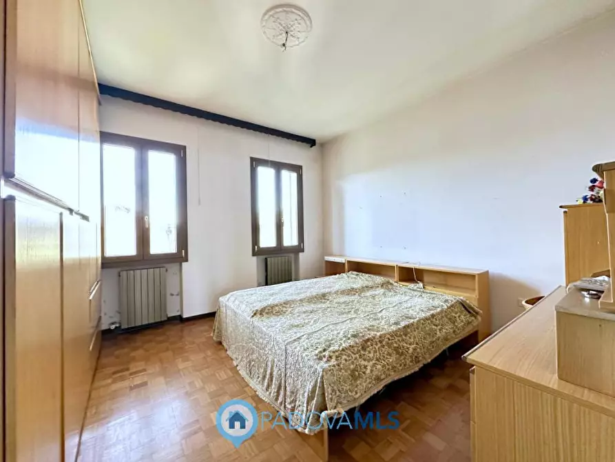 Immagine 13 di Villa in vendita  in Via Risorgimento a Bovolenta