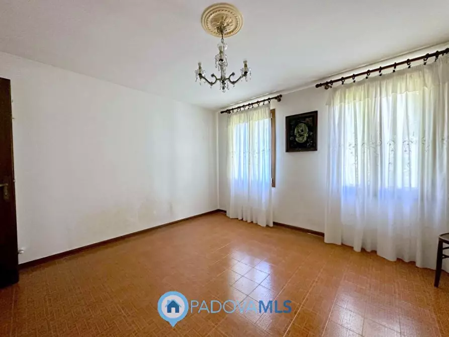 Immagine 17 di Villa in vendita  in Via Risorgimento a Bovolenta