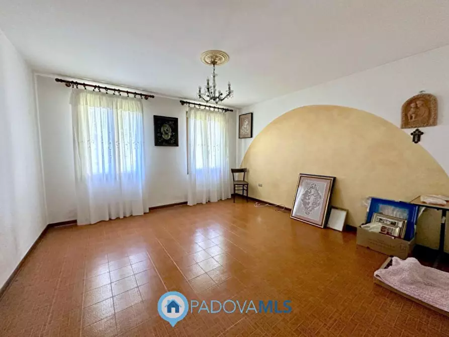 Immagine 18 di Villa in vendita  in Via Risorgimento a Bovolenta