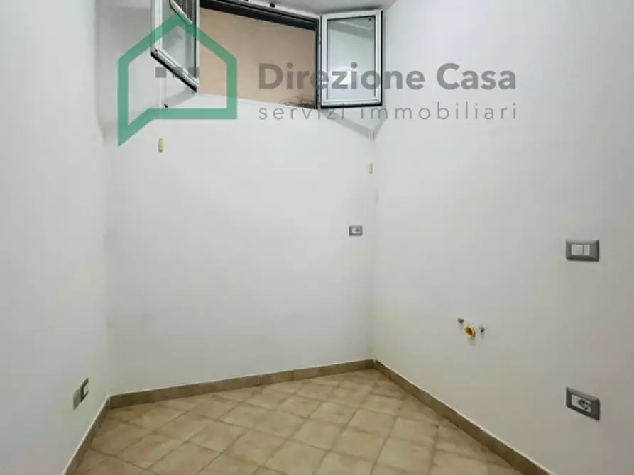 Immagine 8 di Ufficio in affitto  in VIA SERAFINO BISCARDI 31 a Napoli