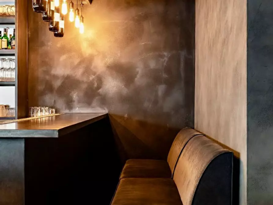 Immagine 4 di Attività commerciale in vendita  a Schio