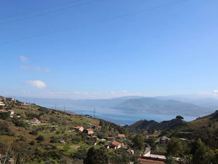 Immagine 12 di Appartamento in vendita  in via Casalotto Curcuraci a Messina