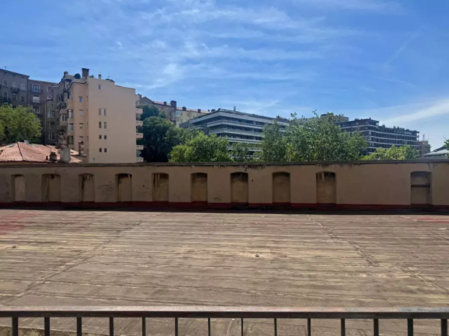 Immagine 15 di Appartamento in affitto  in Via Giovanni e Demetrio Economo 12/8 a Trieste