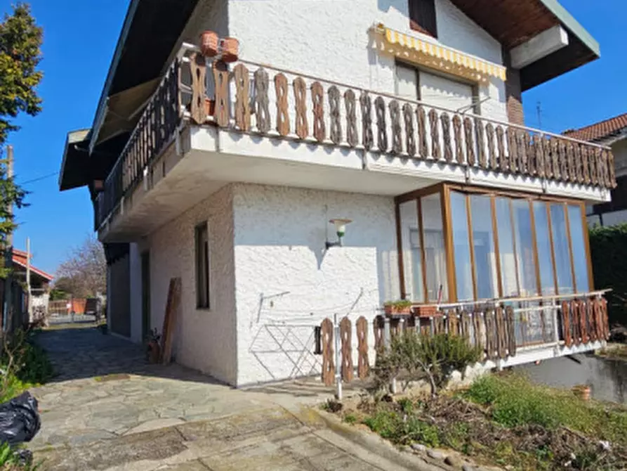 Immagine 3 di Villa in vendita  in Via Oglianico nr. 29 a Rivarolo Canavese