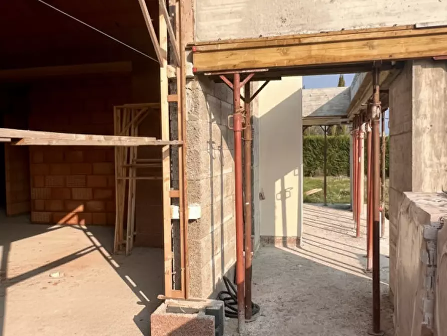 Immagine 10 di Villa in vendita  in Via Vescovo a Legnaro