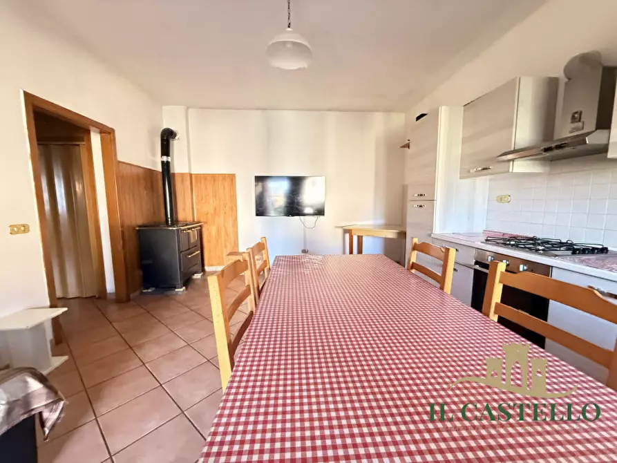 Immagine 5 di Villetta a schiera in vendita  in via carraia a Castiglione Del Lago