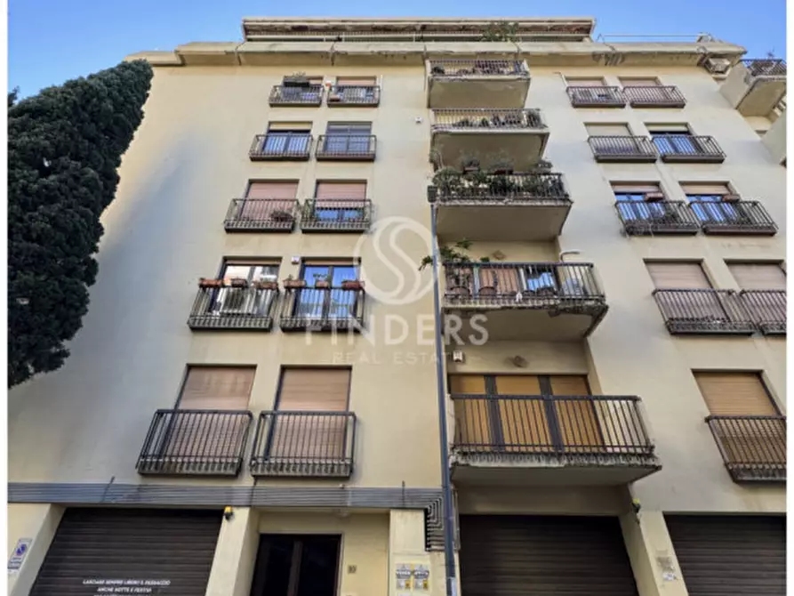 Immagine 10 di Appartamento in vendita  in Via Villini Svizzeri 10/A a Reggio Di Calabria