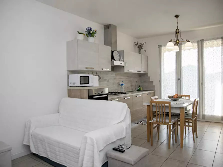 Immagine 2 di Appartamento in vendita  in Piazzale Rita Levi Montalcini a San Martino Buon Albergo